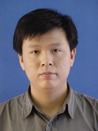 侯意枫 